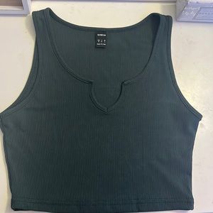 Dark green crop (Not Worn)